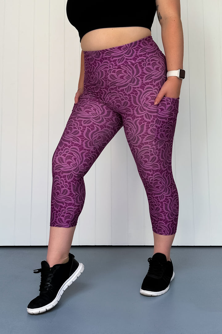 Lacy Plum - Casual - Capri Leggings - Pockets