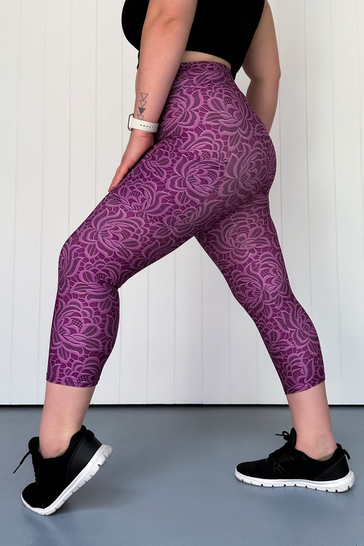 Lacy Plum - Casual - Capri Leggings - Pockets