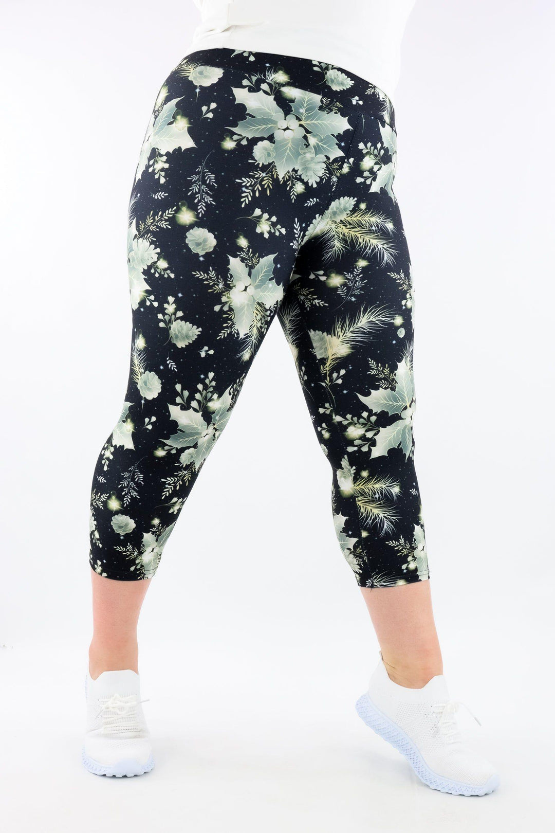 Christmas Twinkle - Casual - Capri Leggings Casual Capri Leggings Pawlie