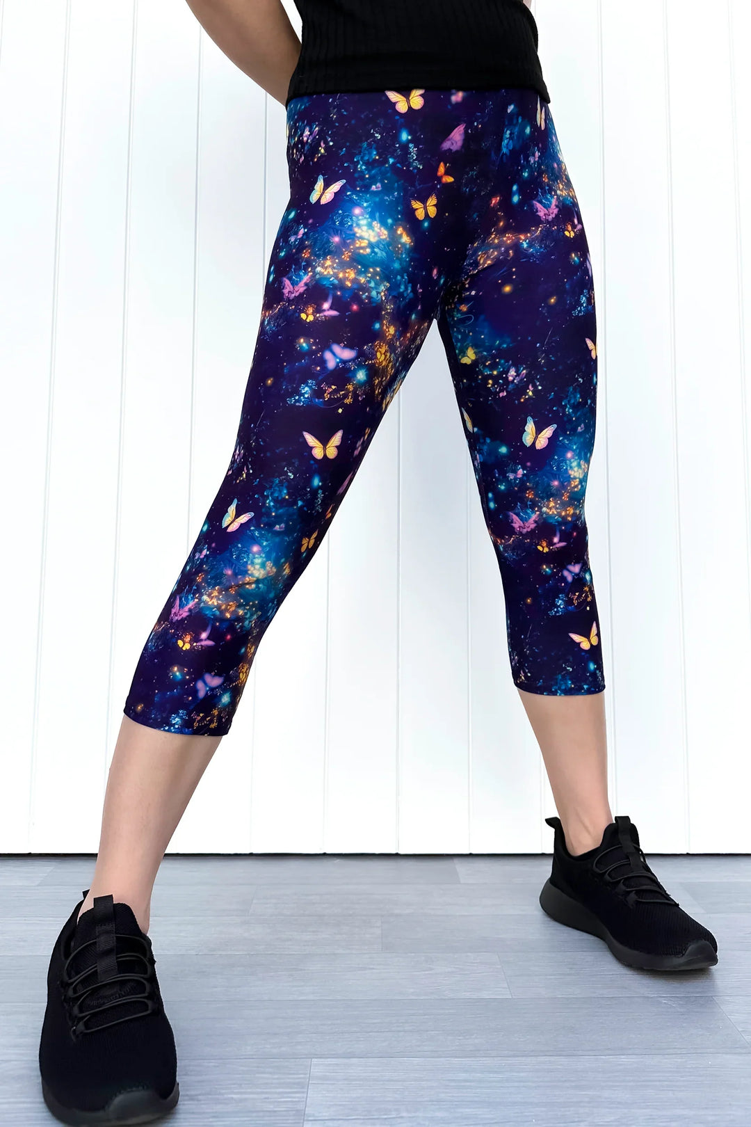 Cosmic Butterfly - Casual - Capri Leggings