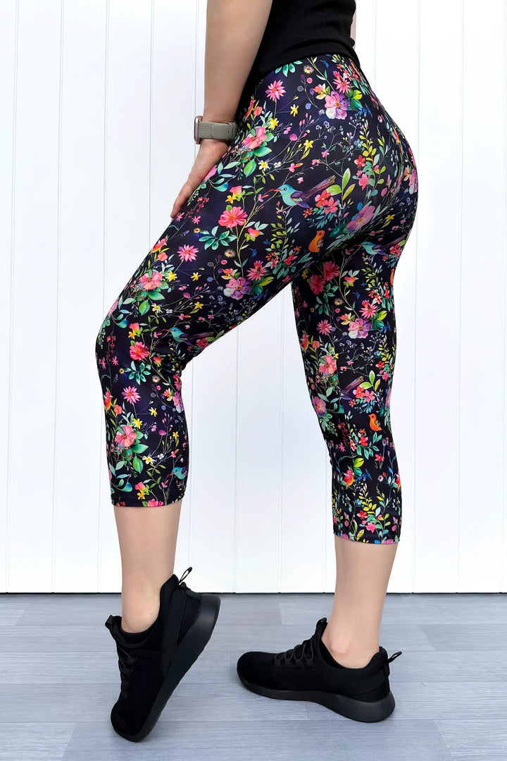 Birds and Blooms - Casual - Capri Leggings