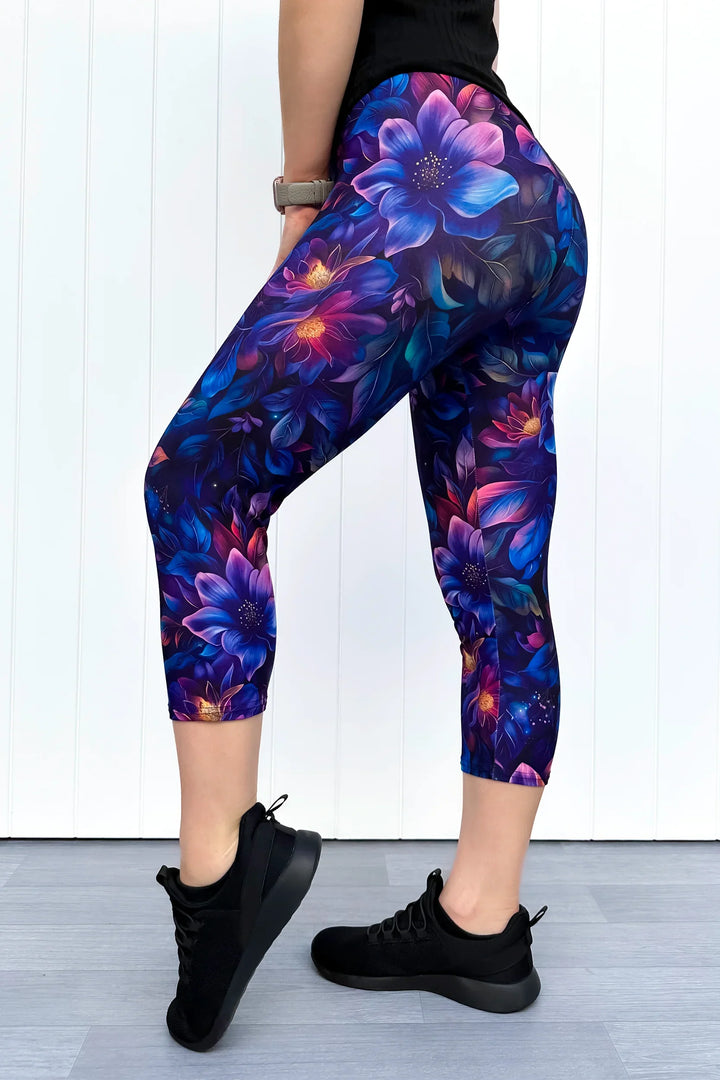 Obsidian Petal - Casual - Capri Leggings