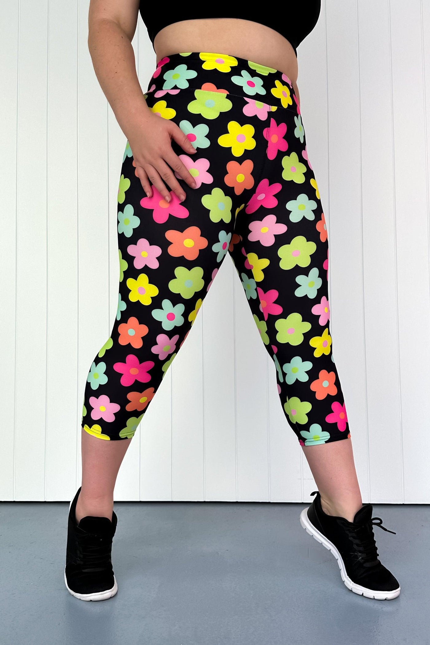 Colourpop Flowers - Casual - Capri Leggings