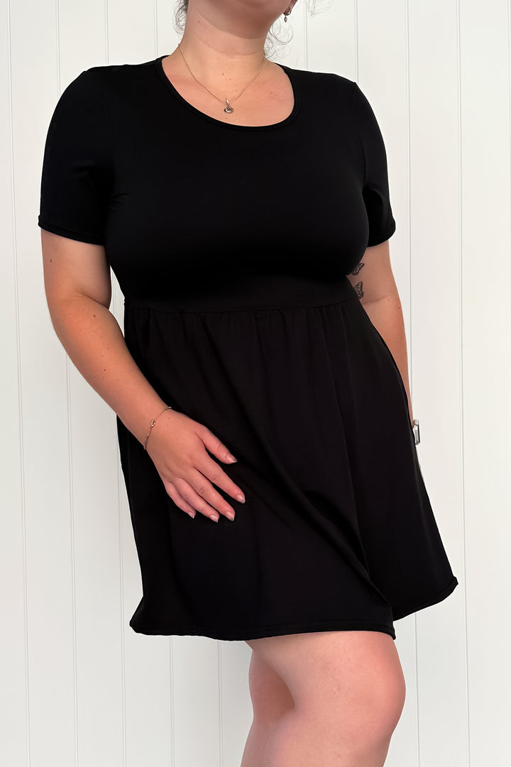 Black - Mini Dress - Short Sleeve - Pockets