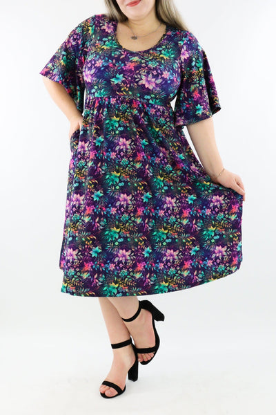 Little Flowers - Midi Length Dress - Mid Sleeve - Pockets