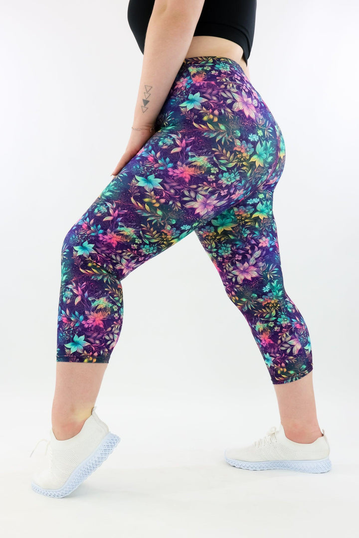 Little Flowers - Casual - Capri Leggings