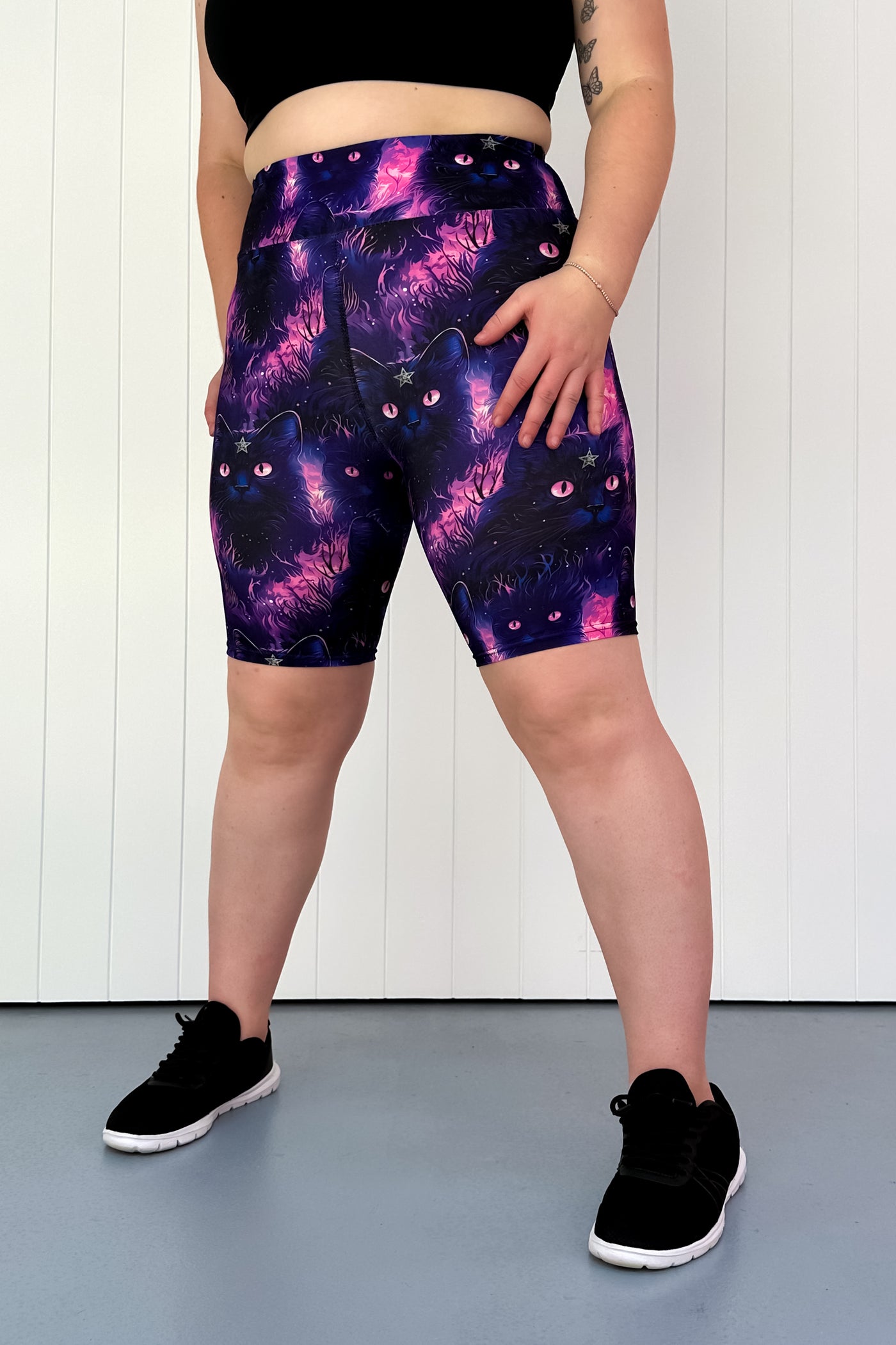 Wicca Cat - Casual - Long Shorts