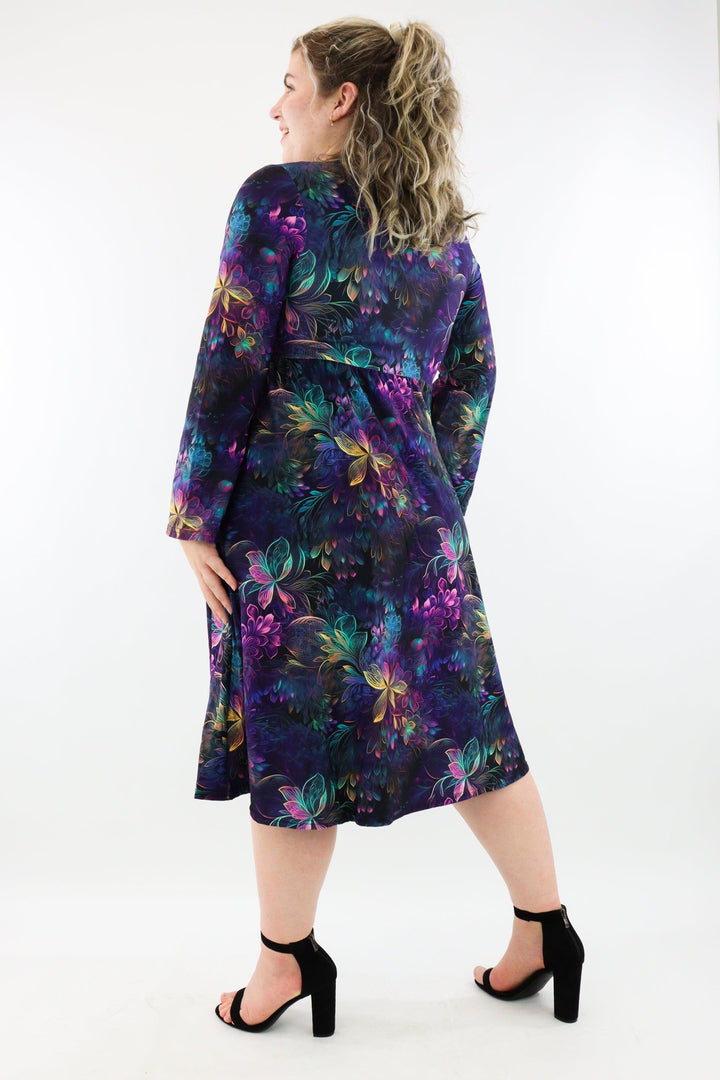 Spectral Garden - Midi Length Dress - Bell Sleeve - Pockets