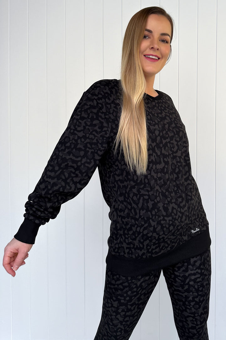 Black Panther - Fleece Jumper - V-neck (Imperfect)
