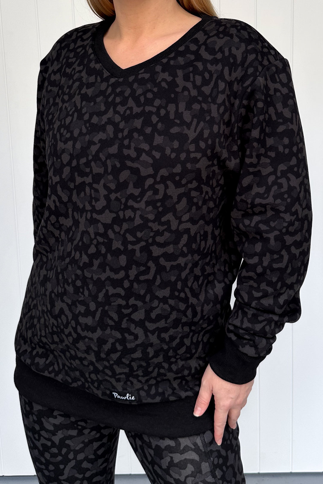 Black Panther - Fleece Jumper - V-neck (Imperfect)