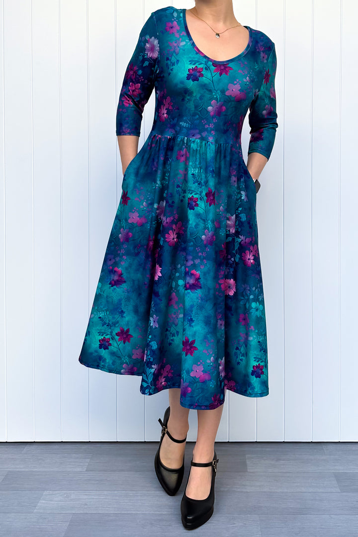 Ethereal Bloom - Midi Dress - 3/4 Sleeve - Pockets