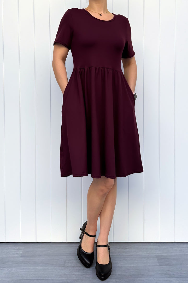 Plum - Knee Length Dress - Short Sleeve - Pockets