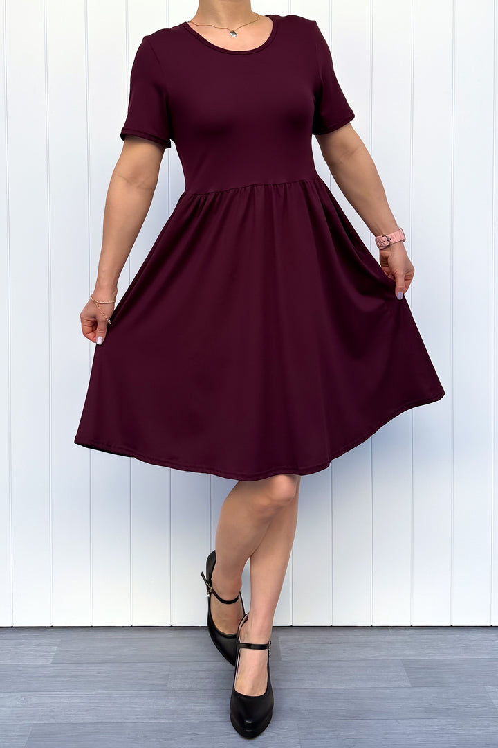 Plum - Knee Length Dress - Short Sleeve - Pockets