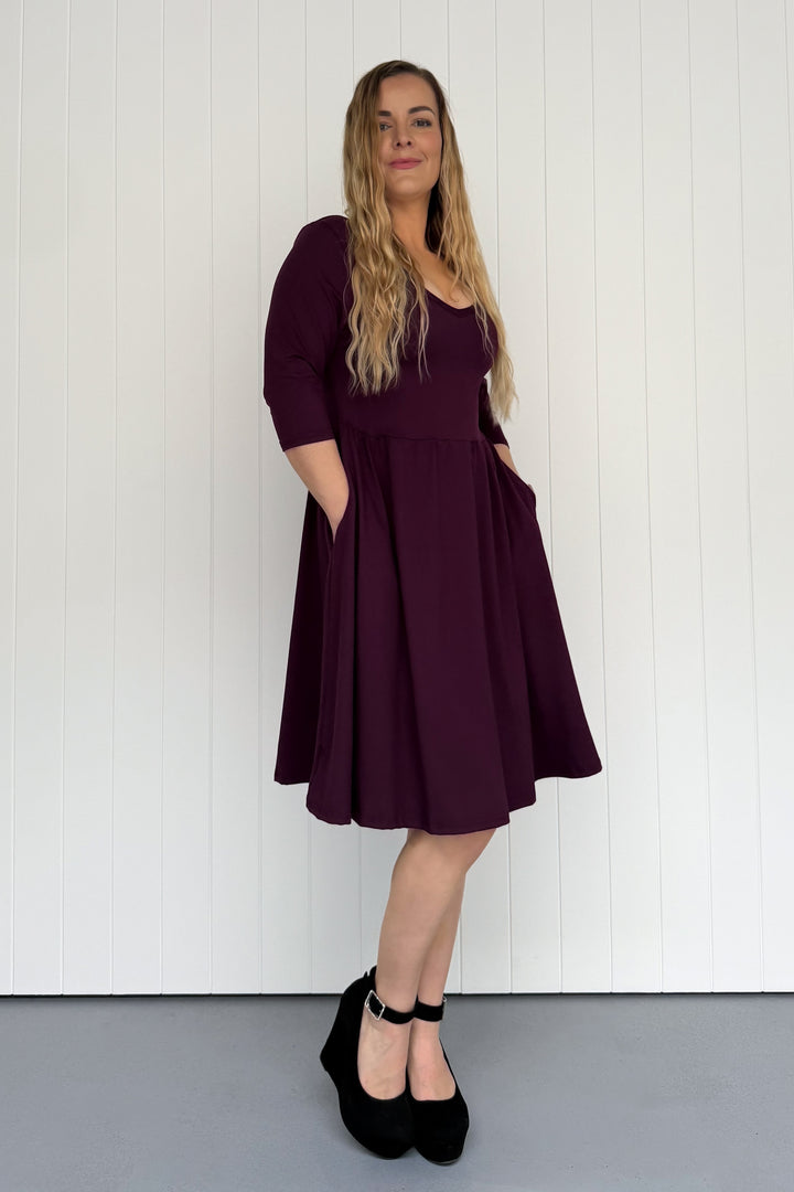 Plum - 3/4 Sleeve - Knee Length Dress - Pockets