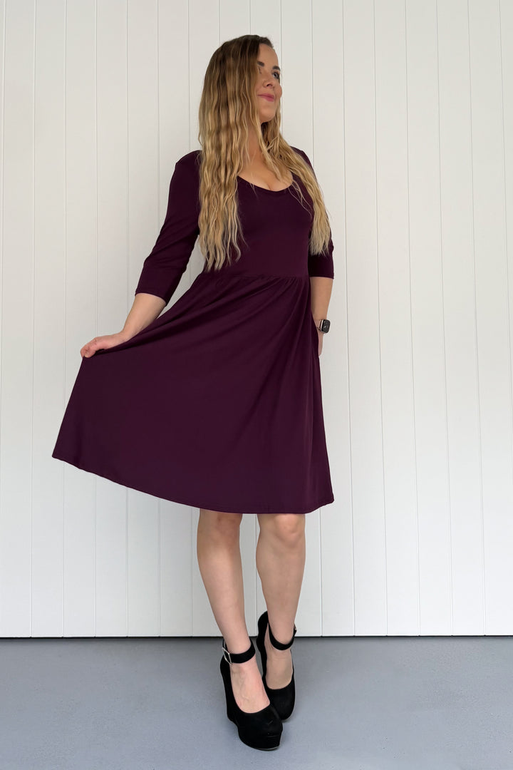 Plum - 3/4 Sleeve - Knee Length Dress - Pockets