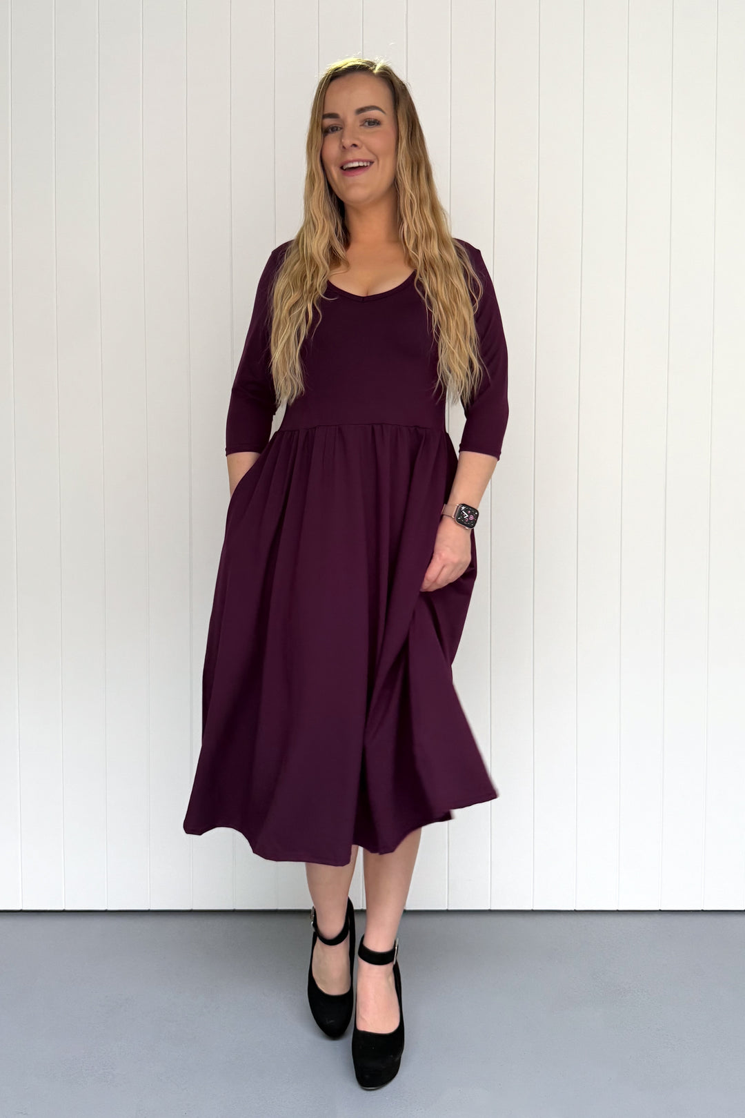Plum - 3/4 Sleeve - Midi Dress - Pockets