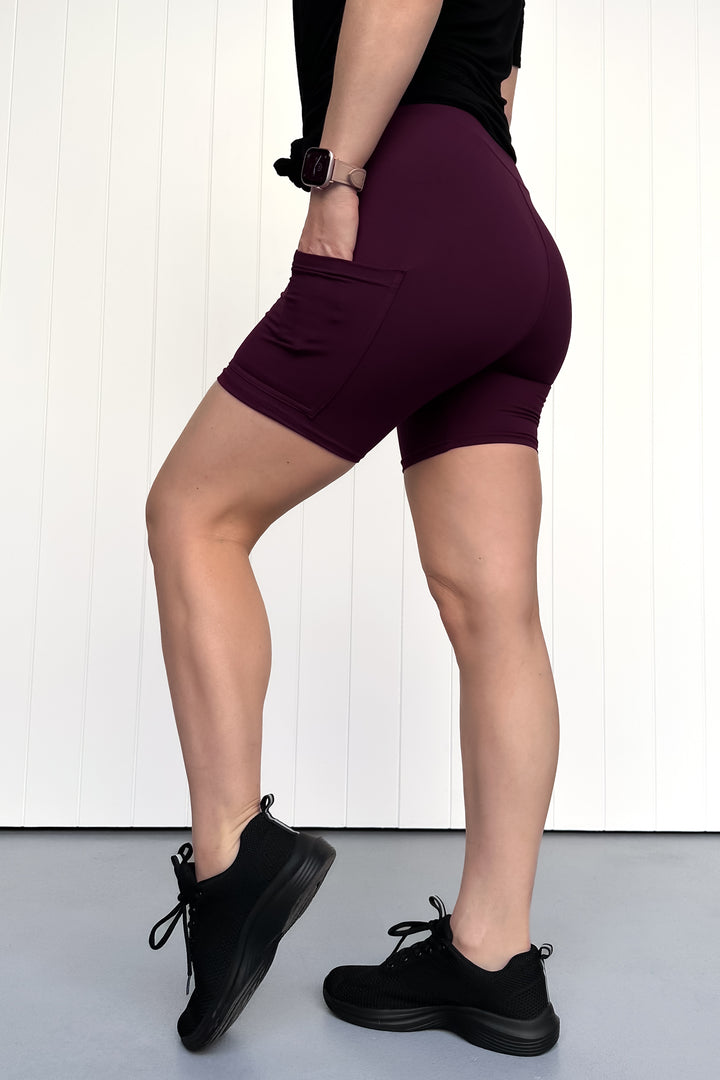 Plum - Casual - Mid Shorts - Pockets