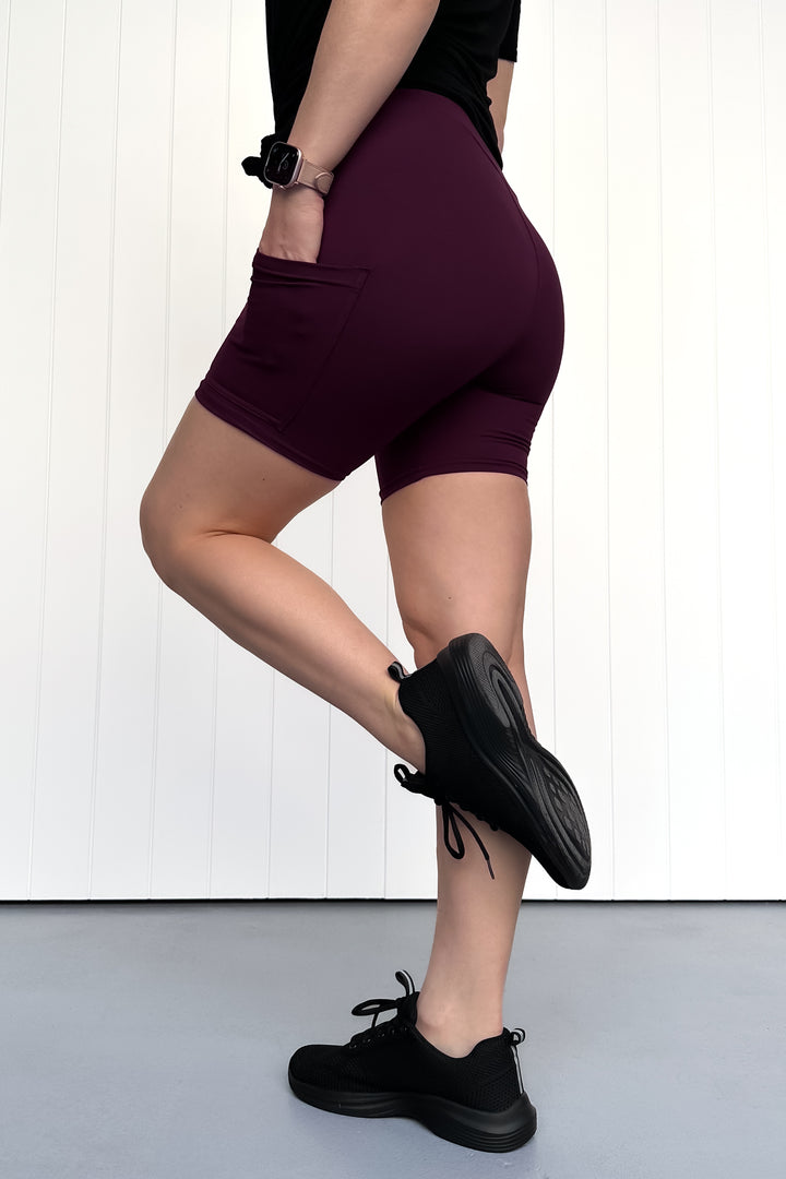 Plum - Casual - Mid Shorts - Pockets
