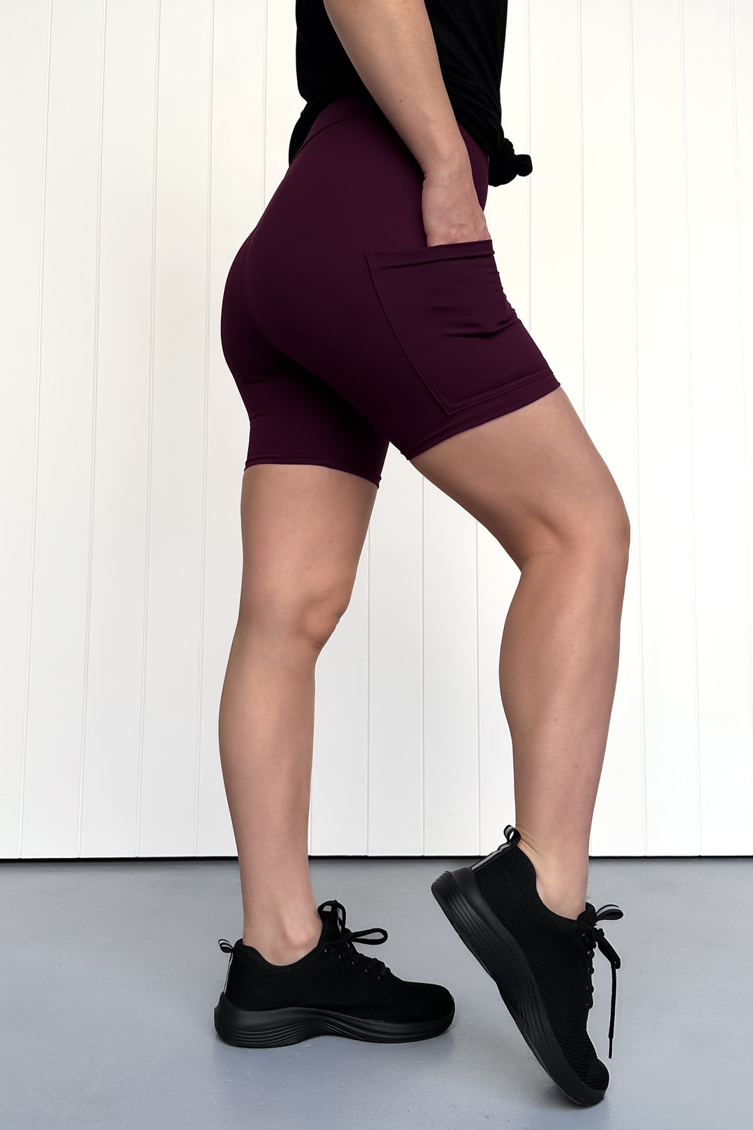 Plum - Casual - Mid Shorts - Pockets