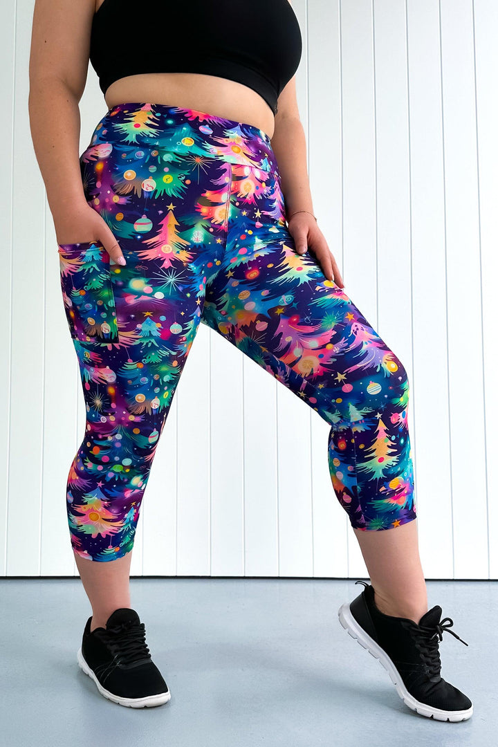 Vivid Christmas - Casual - Capri Leggings - Pockets