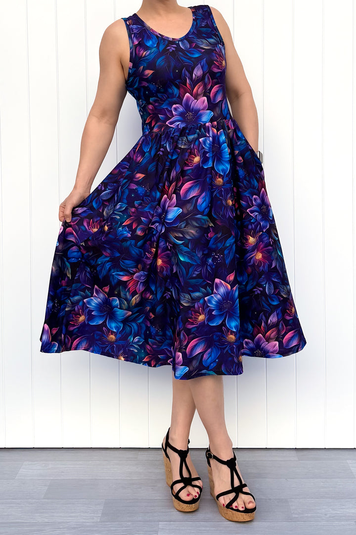 Obsidian Petal - Sleeveless Midi Dress - Pockets
