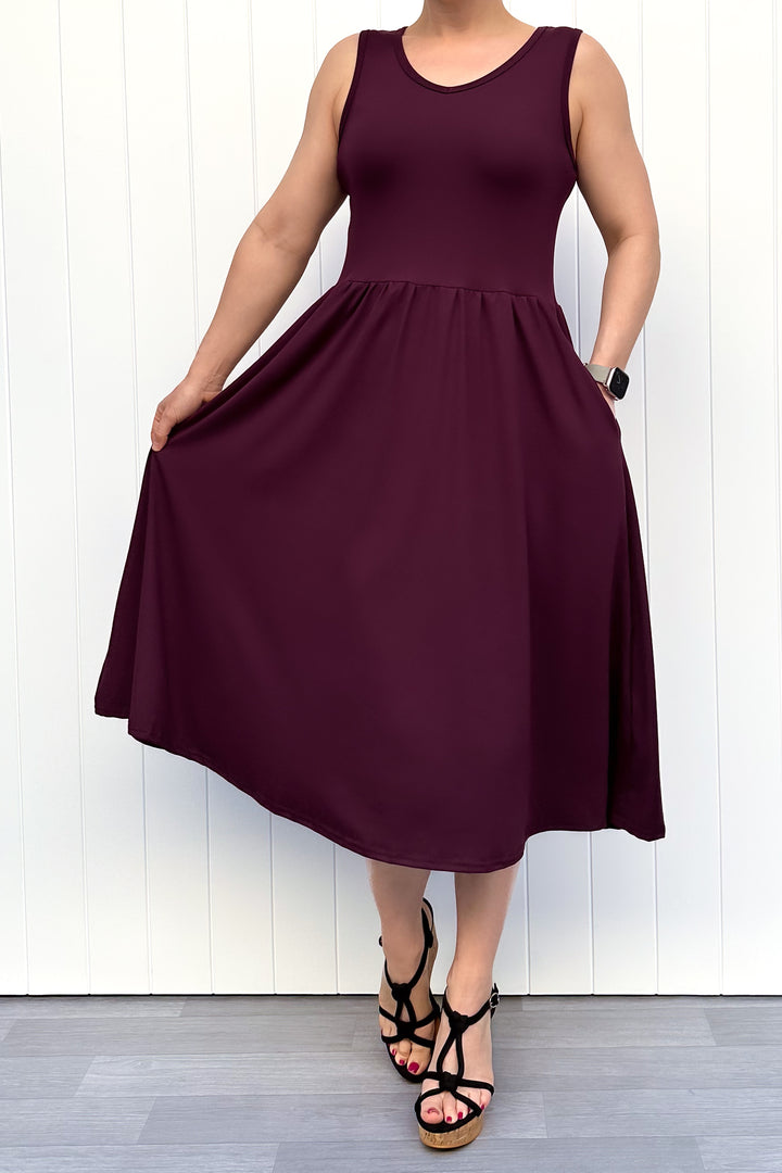 Plum - Sleeveless Midi Dress - Pockets