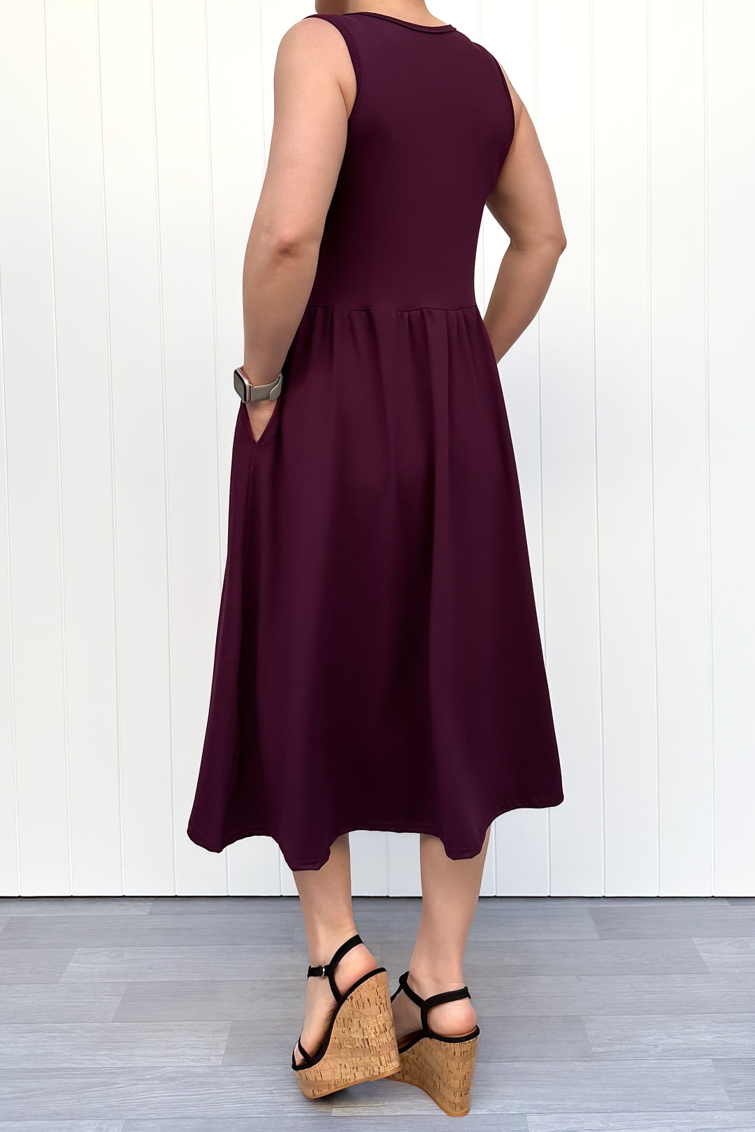 Plum - Sleeveless Midi Dress - Pockets