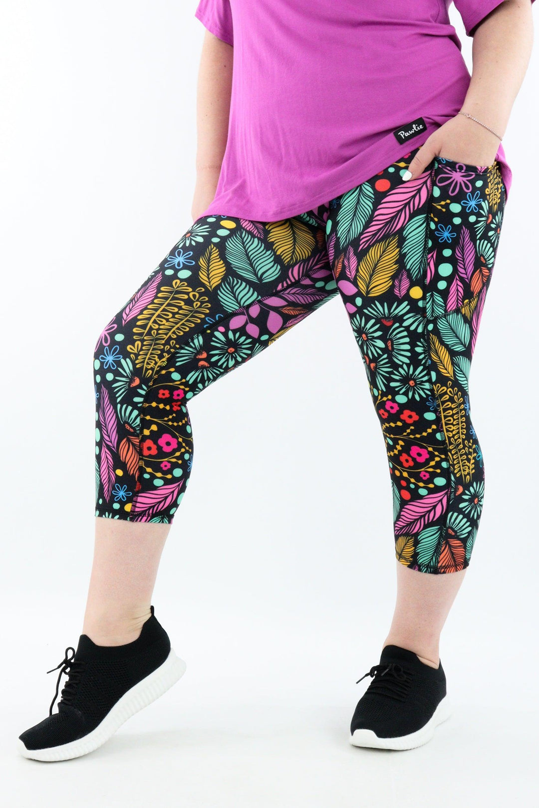 Avant-Gardist - Casual - Capri Leggings - Pockets - Pawlie