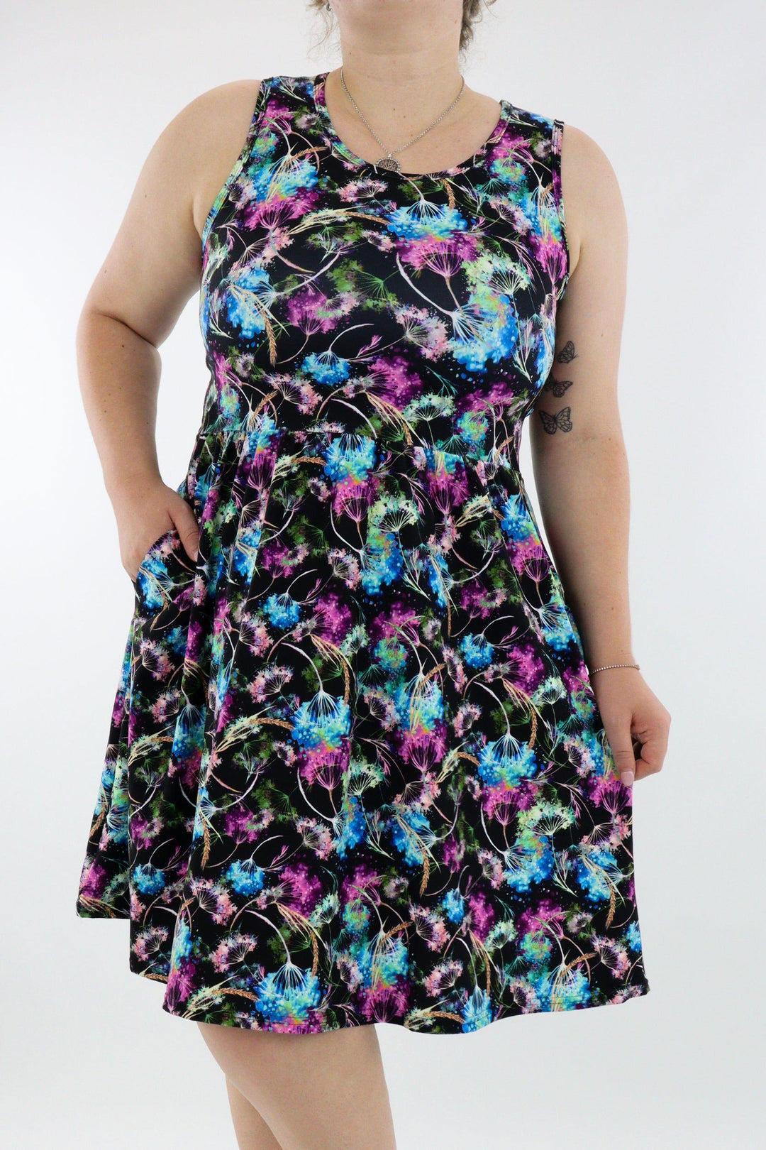 Dazzle Dandelion - Sleeveless Skater Dress - Knee Length - Side Pockets - Pawlie