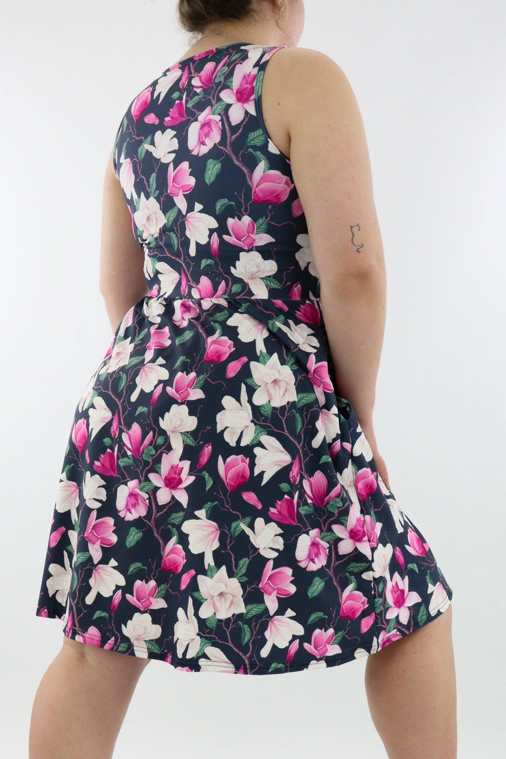 Vintage Magnolia - Sleeveless Skater Dress - Knee Length - Side Pockets - Pawlie