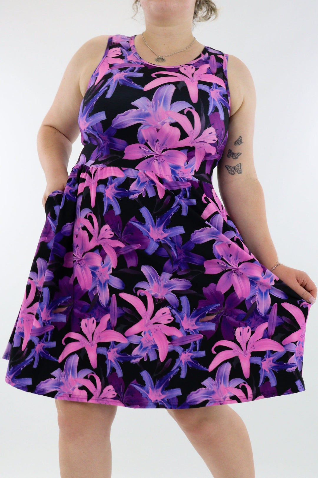 Pink Lilly - Sleeveless Skater Dress - Knee Length - Side Pockets - Pawlie