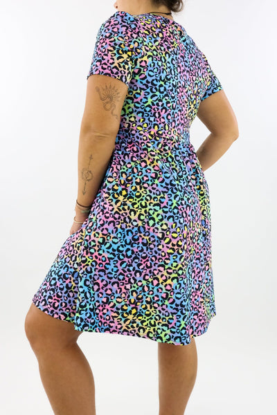 Vivid Leopard - Short Sleeve Skater Dress - Knee Length - Side Pockets Knee Length Skater Dress Pawlie   