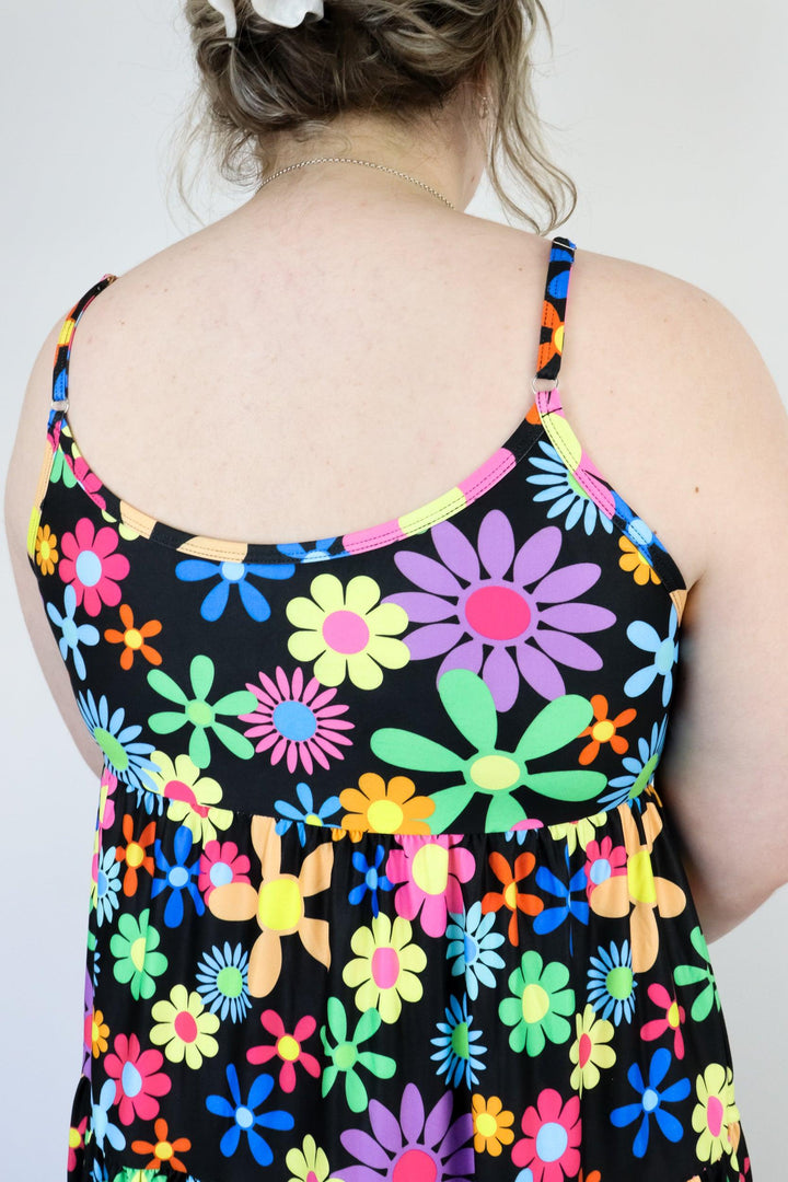 Flower Power - Strappy Maxi Dress - Pockets - Pawlie