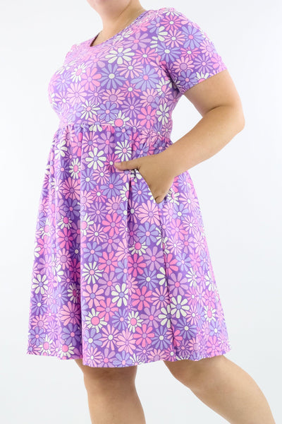 Lilac Daisies - Short Sleeve Skater Dress - Knee Length - Side Pockets - Pawlie
