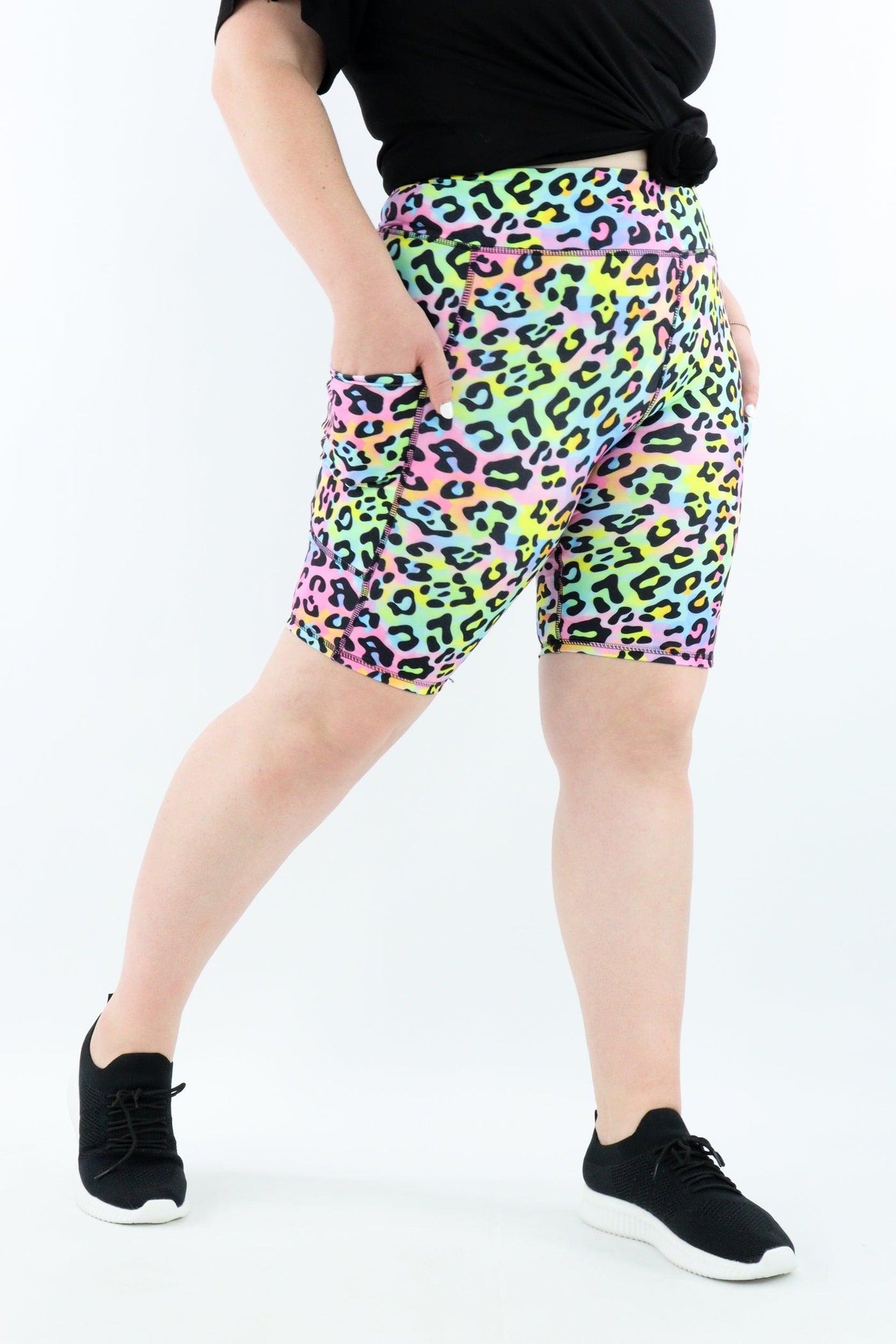 Colourpop Leopard - Casual - Long Shorts - Pockets