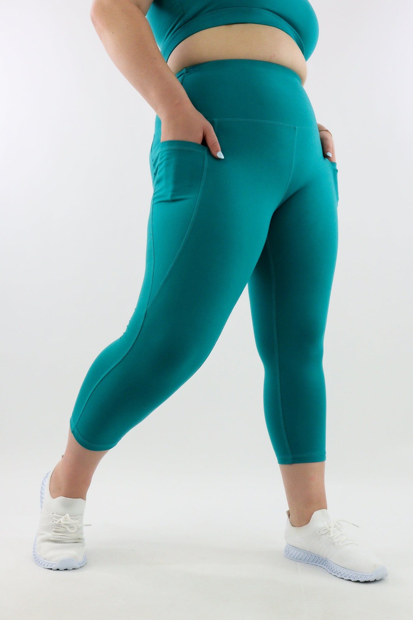 Turquoise - Leg Pockets - Capri Leggings - Hybrid 2.0 - Pawlie