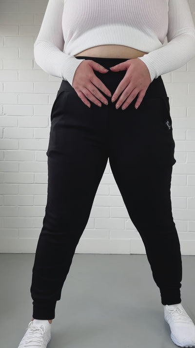 Black - Fleece Joggers - Pockets