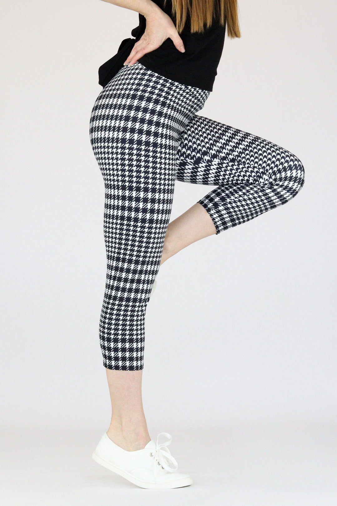 Houndstooth - Casual Capri Leggings Casual Capri Leggings Pawlie   