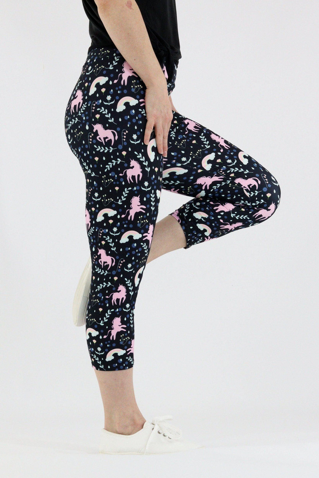 Floral Unicorn - Casual Capri Leggings Casual Capri Leggings Pawlie   