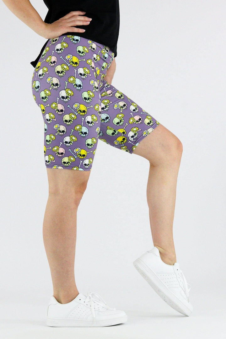Daisy Skull - Casual Long Shorts Casual Shorts Pawlie   
