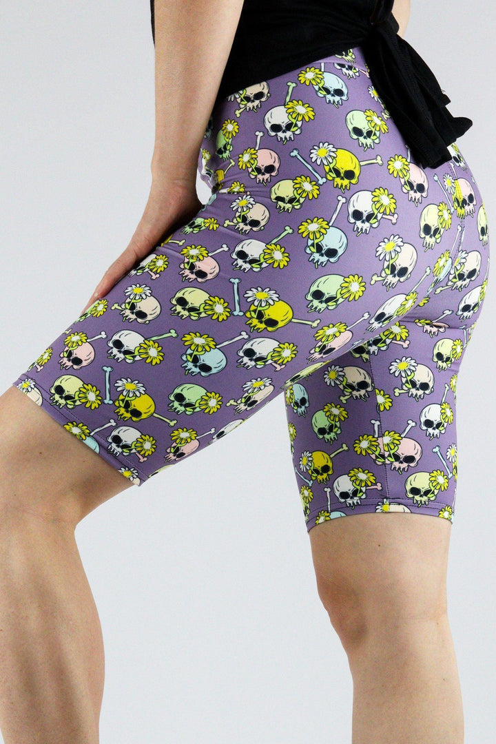 Daisy Skull - Casual Long Shorts Casual Shorts Pawlie   