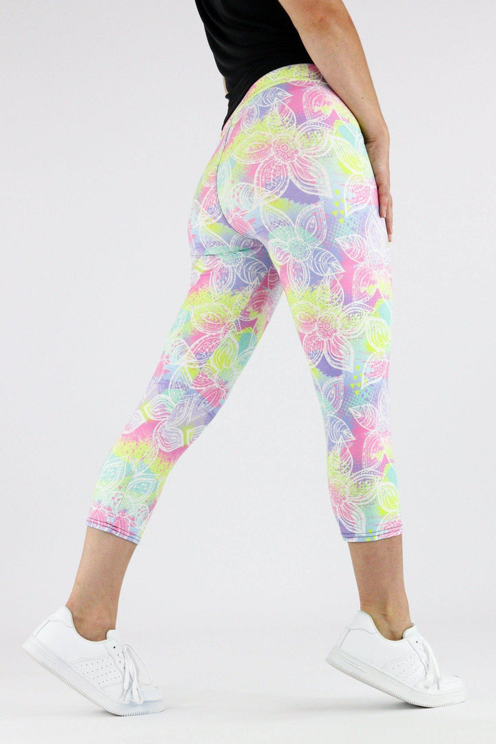 Freedom Flower - Casual Capri Leggings Casual Capri Leggings Pawlie   