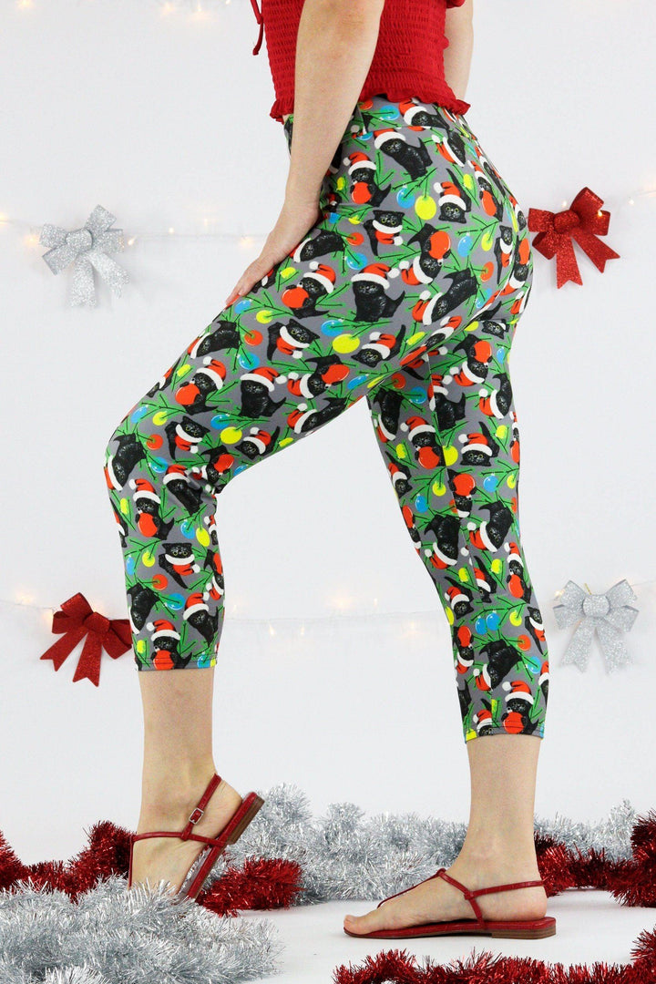 Christmas Cats - Casual Capri Leggings Casual Capri Leggings Pawlie   