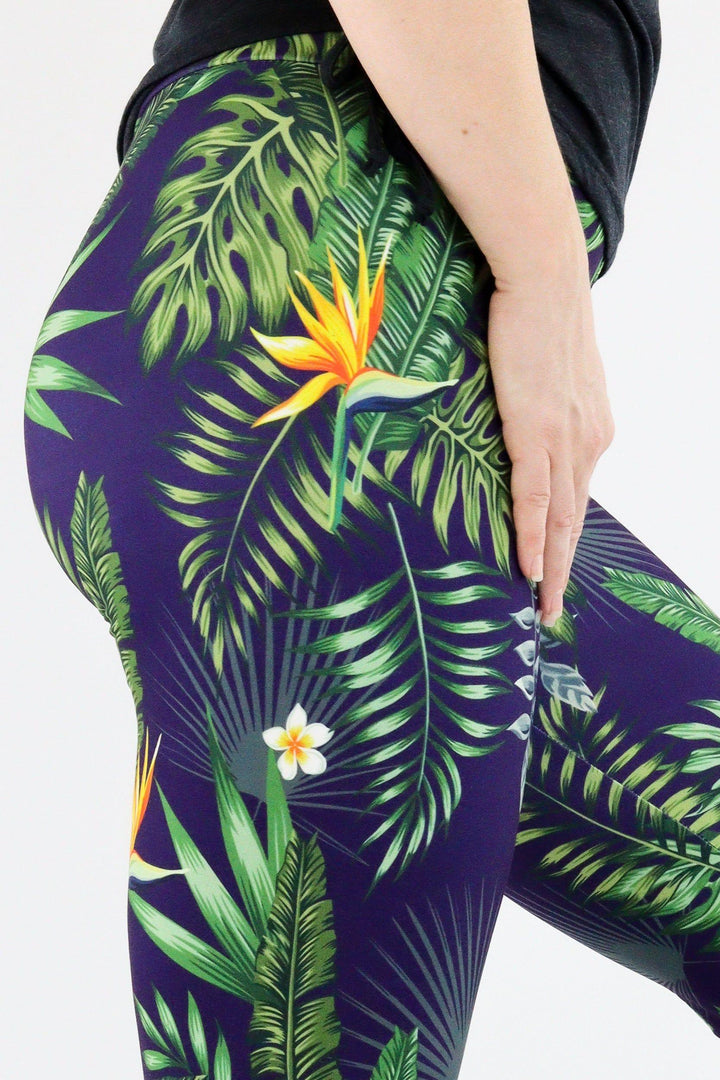 Tropical Night  - Casual Capri Leggings Casual Capri Leggings Pawlie   