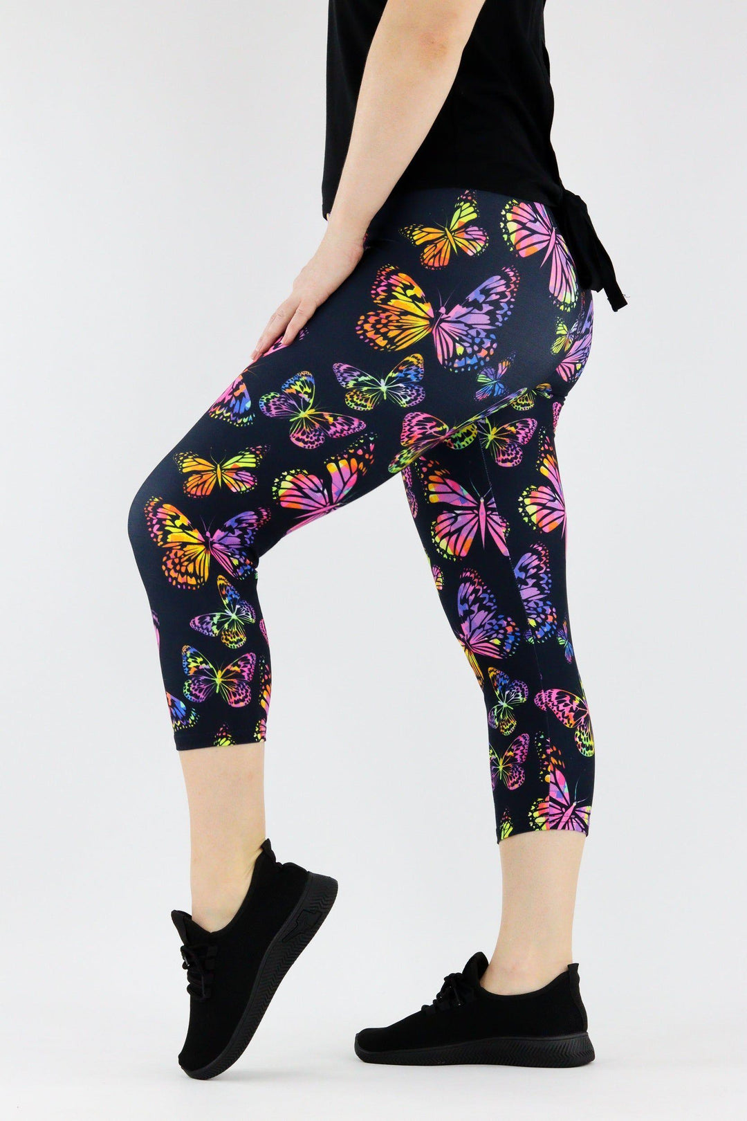 Colourful Butterflies - Casual - Capri Leggings Casual Capri Leggings Pawlie   
