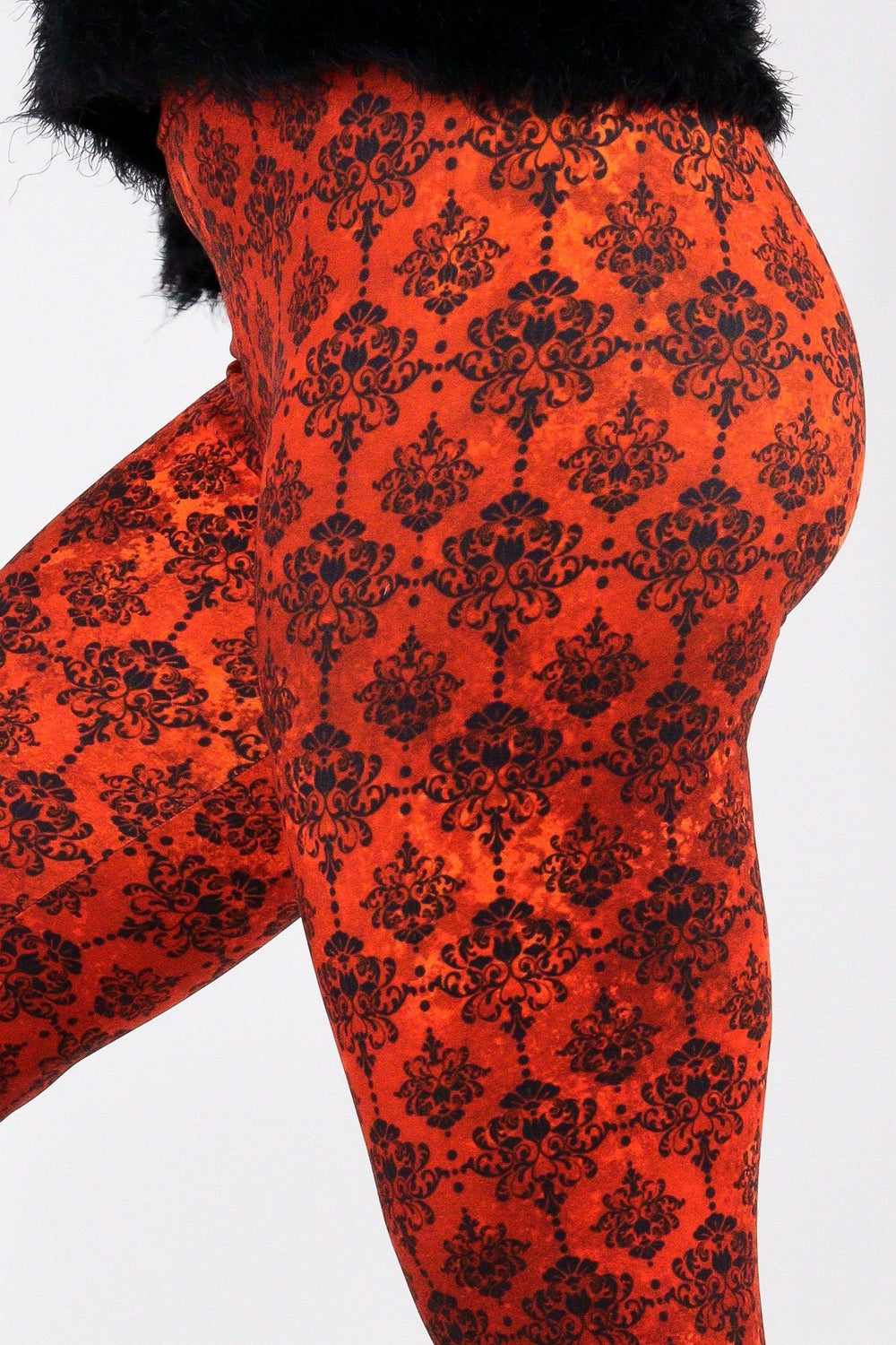 Vampire Affair - Casual Capri Leggings Casual Capri Leggings Pawlie   